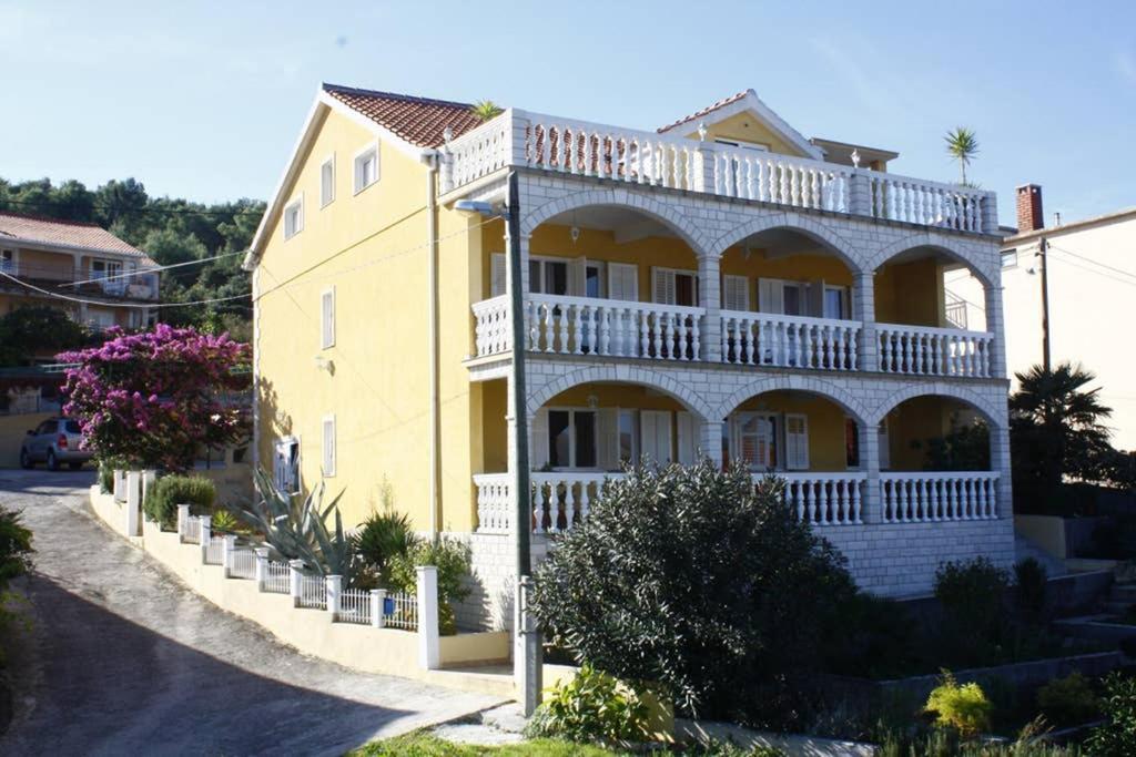 Apartmen Karmen 2 Трогир Экстерьер фото