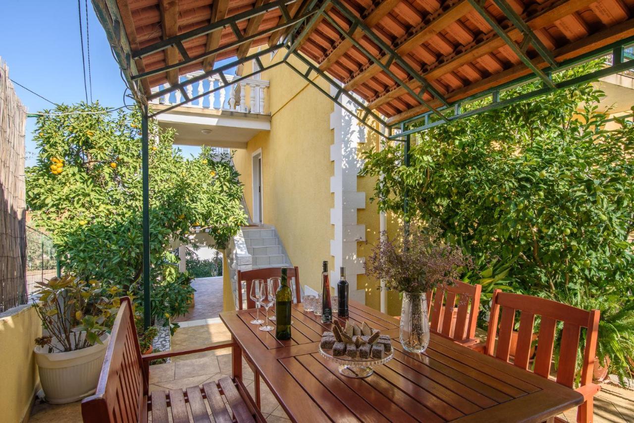 Apartmen Karmen 2 Трогир Экстерьер фото